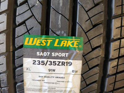 235/35r19 Westlake sa07