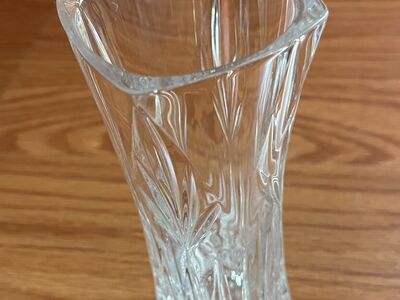 NEW Crystal 6,5 Tuscany Bud Vase/Decor