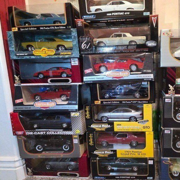 Die-Cast Model Cars - Burago, Welly, Maisto, Revell, Solido & More. Enquire for your Favorites!
