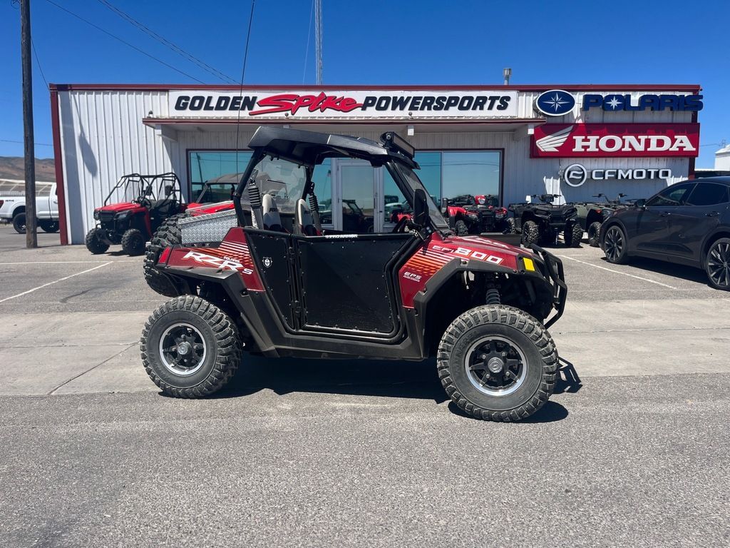 2013 Polaris® RZR® S 800 EPS Sunset Red LE
