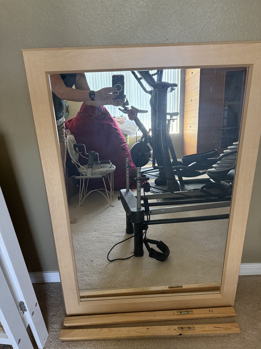 Dresser mirror with stabilizers - light oak