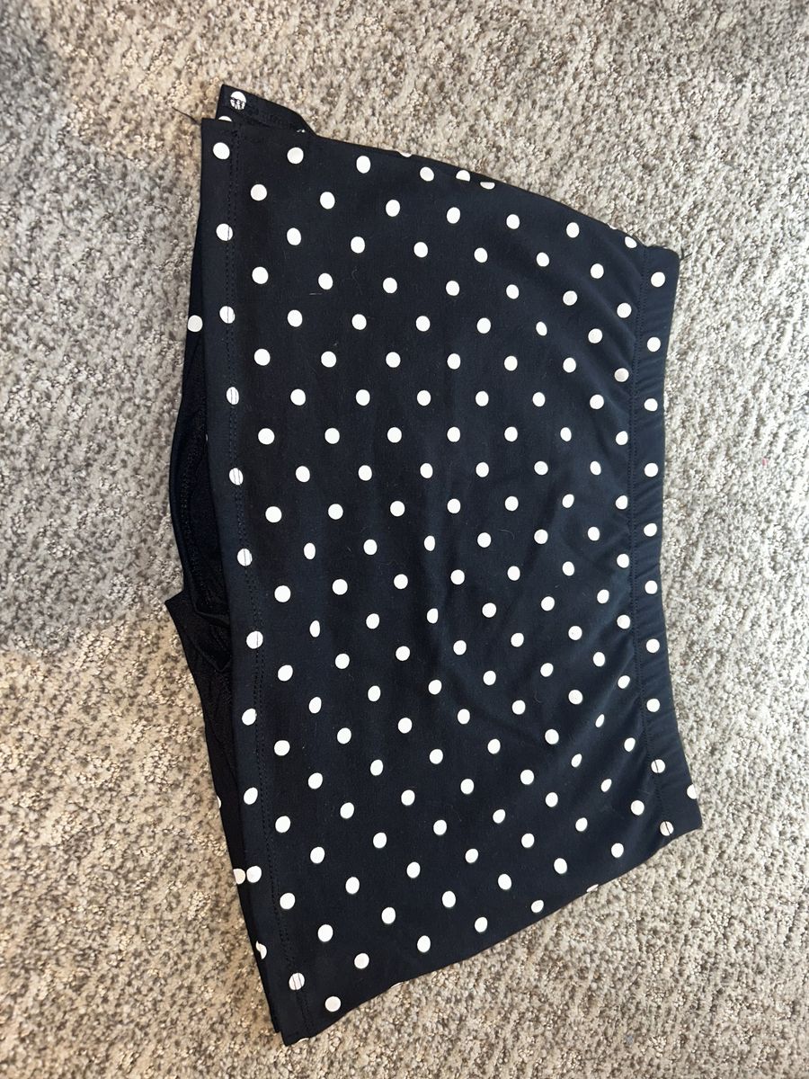 Suzette Collection Polja Dot skirt. Size S