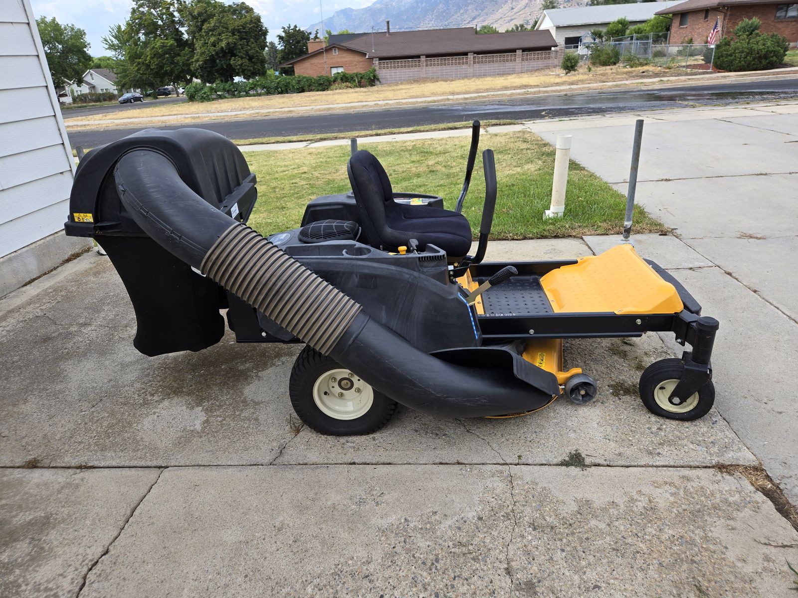 Riding lawn mower.  Zero turn