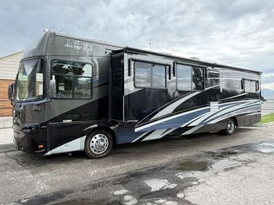 2008 Gulfstream Tourmaster 40F Pusher with 2 Slides