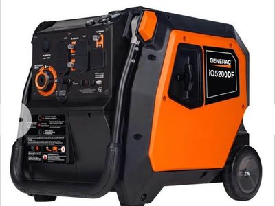 Generac iQ5200DF Dual Fuel Inverter Generator Gas & Propane