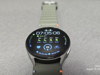Samsung Watch 7 LTE + Wi-Fi 44mm, Medium/Large band, charger included