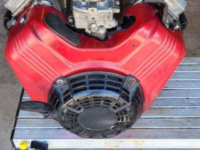 Briggs and Stratton 2010 vangard engine