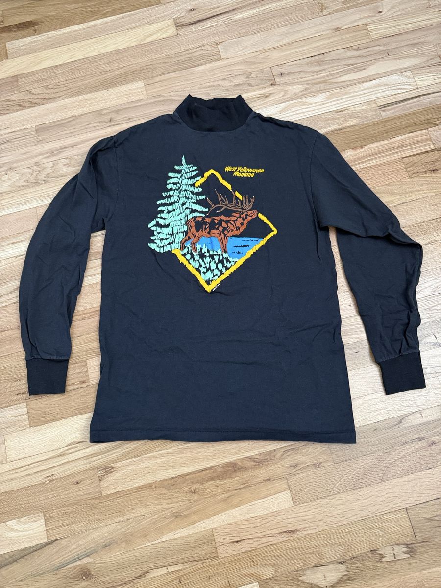 90’s Vintage Graphic Long Sleeve T-shirt