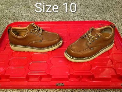 Men's Work Shoes size 10 - Cash