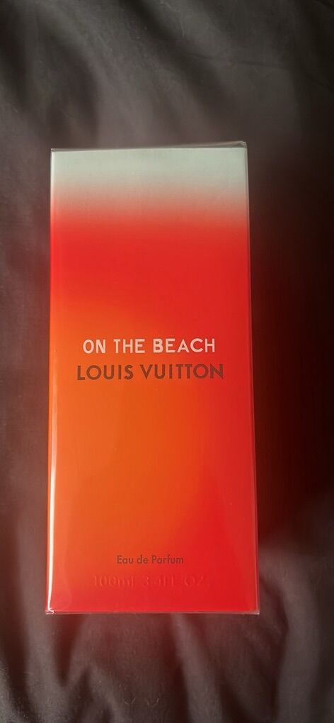 LV on the beach 3.4 oz brand new colgone