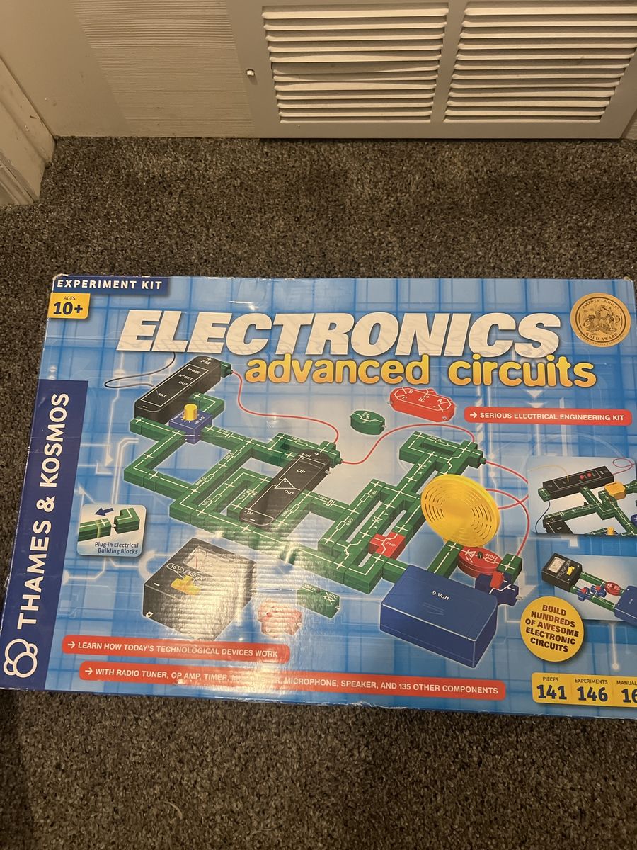 Thames & Kosmos Electronics Advanced Circuits Experiment Kit - 141 Pieces