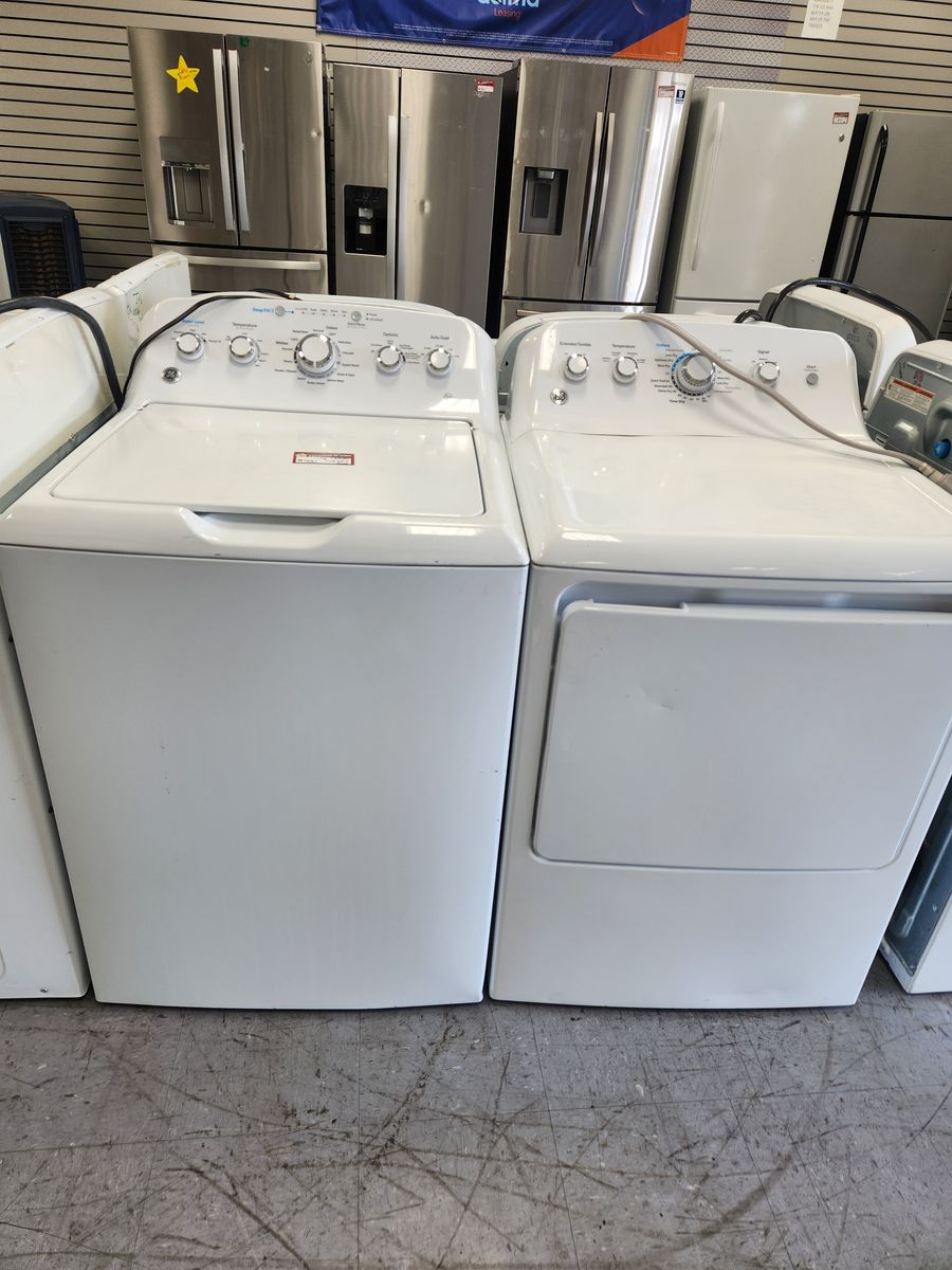 GE White Top Load Washer and Matching Electric Dryer Set
