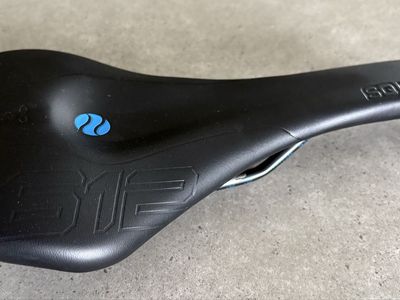 SQlab 612 Ergowave Bike Saddle