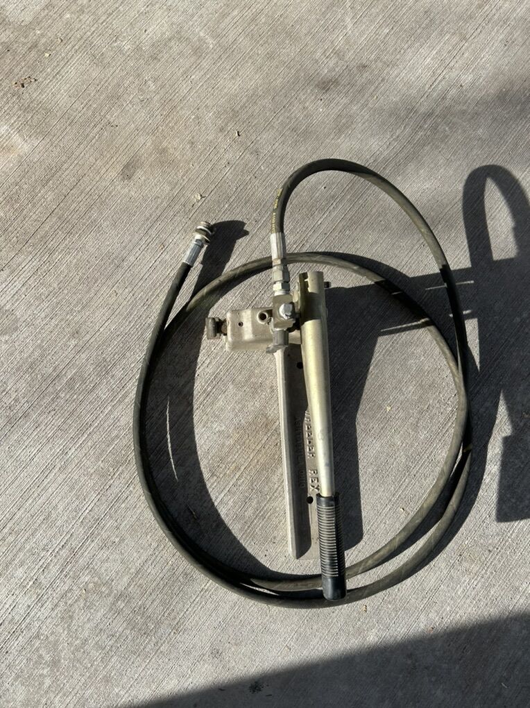 Wheeler-Rex Hydrostatic Test Pump