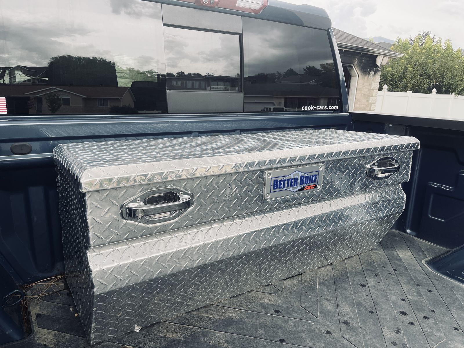 Better Built 79011017 Diamond Tread Truck Bed Tool Chest Box