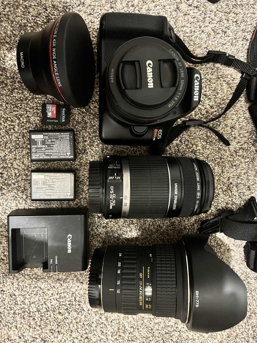 Canon rebel t6 18mp dslr with bag and lenses