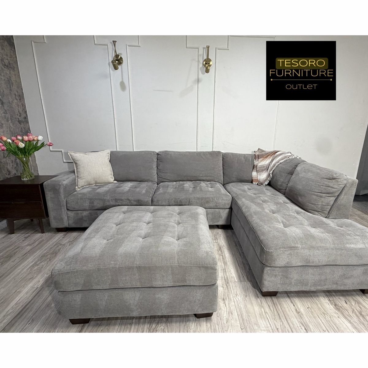 THOMASVILLE MILES SECTIONAL AND OTTOMAN WE OFFER DELIVERY