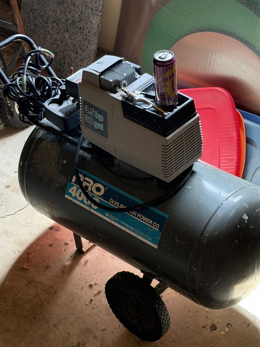 3 gallon air compressor