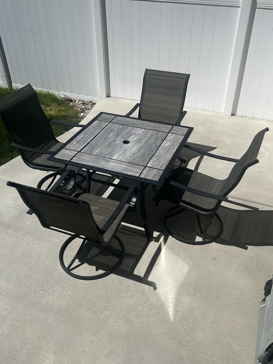 Outdoor Patio Dining Set - Square Table & 4 Swivel Chairs, Weather-Resistant