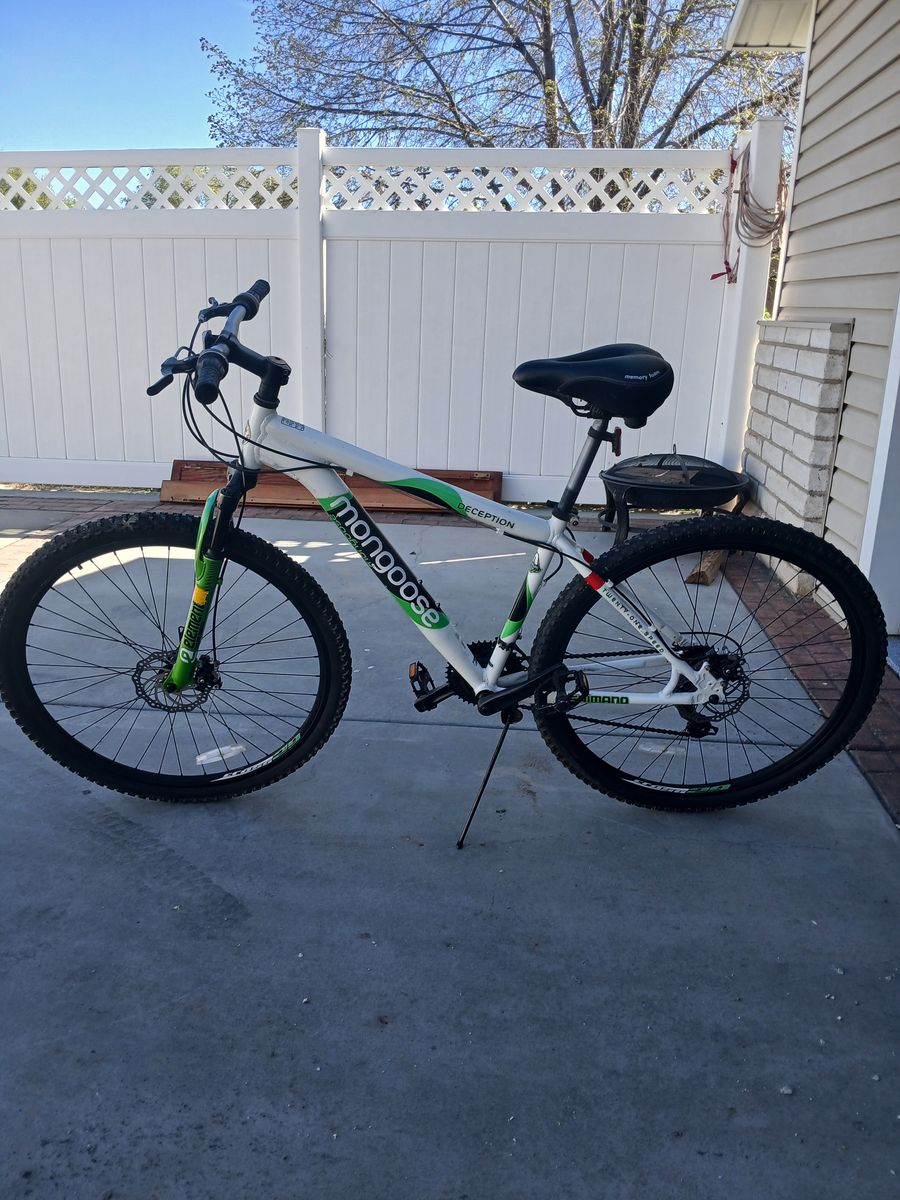 MONGOOSE 21 SPEED BIKE