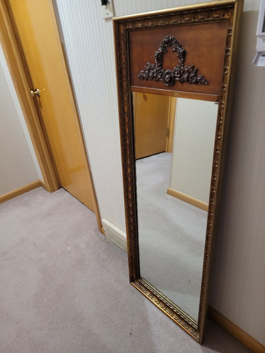 tall decrotive wall mirror