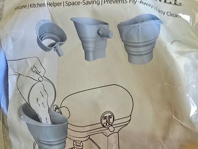 Silicone Flour Funnel for Stand Mixer - Collapsible Kitchen Accessory