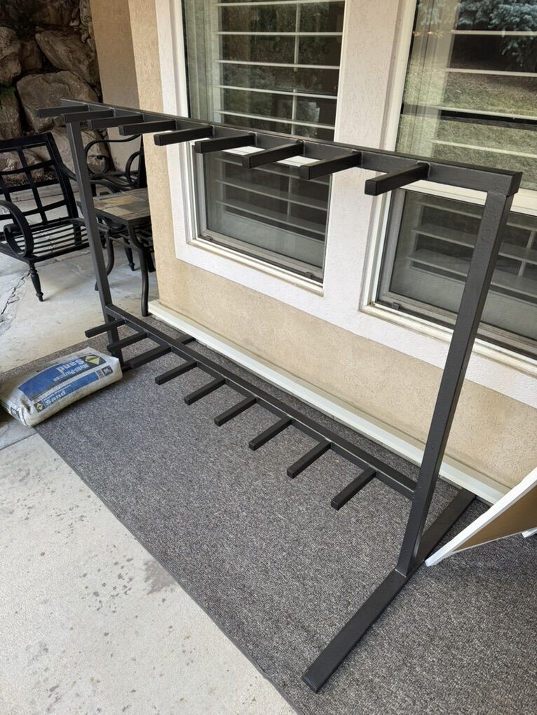 Sweet Snowboard And Ski Rack