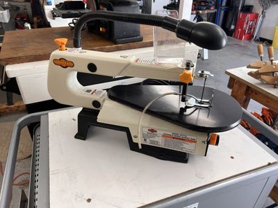 Shop Fox W1713 Variable Speed Scroll Saw with Work Light