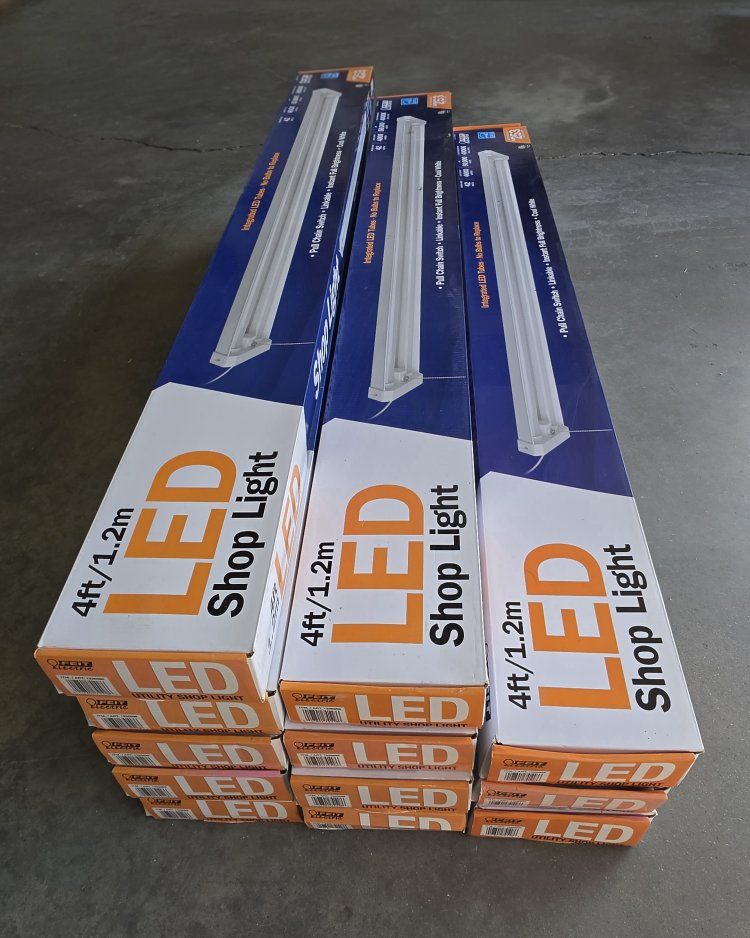 New 4ft LED Shop Light Fixtures with Pull Chain Switch, Linkable, (Single/6-Pack)