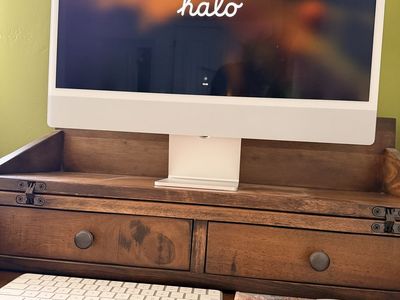 Apple iMac 24” M1 (2021) – Excellent Condition –