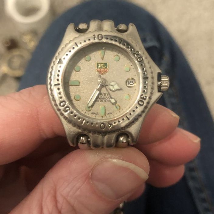 VINTAGE WOMENS WATCH