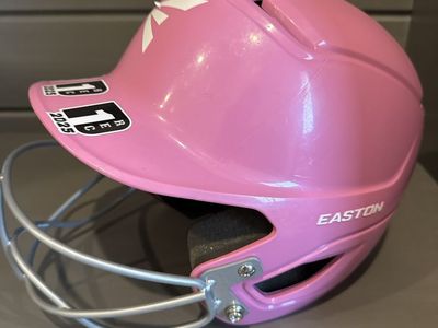 Easton Pink Fastpitch Softball Batting Helmet with Face Guard (Size M/L 6 5/8"-7 1/4")