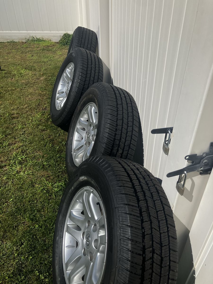 Toyota OEM Alloy Wheels with Michelin Defender LTX M/S Tires 265/65R17 - Set of 4