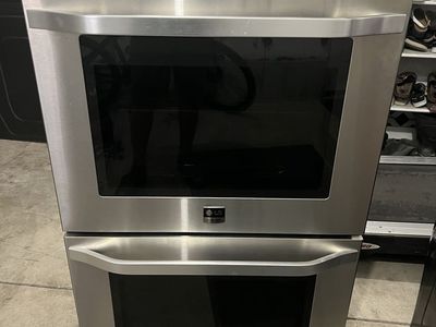 LG STUDIO 4.7 cu. ft. Smart wi-fi Enabled Double Built-In Wall Oven