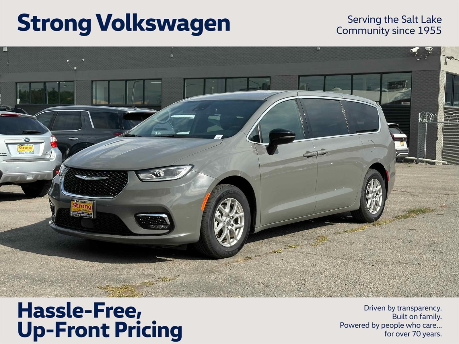 2025 Chrysler Pacifica Select