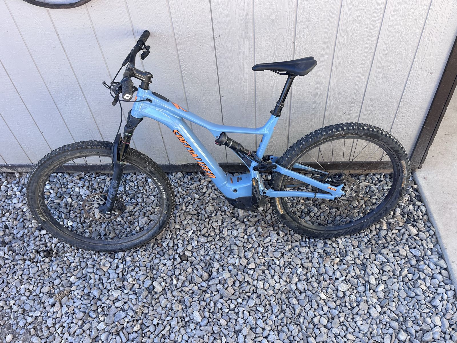 Specialized levo turbo