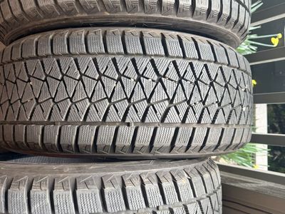 Three Michelin Blizzak 255-55-19 XL tires 255 55 r19