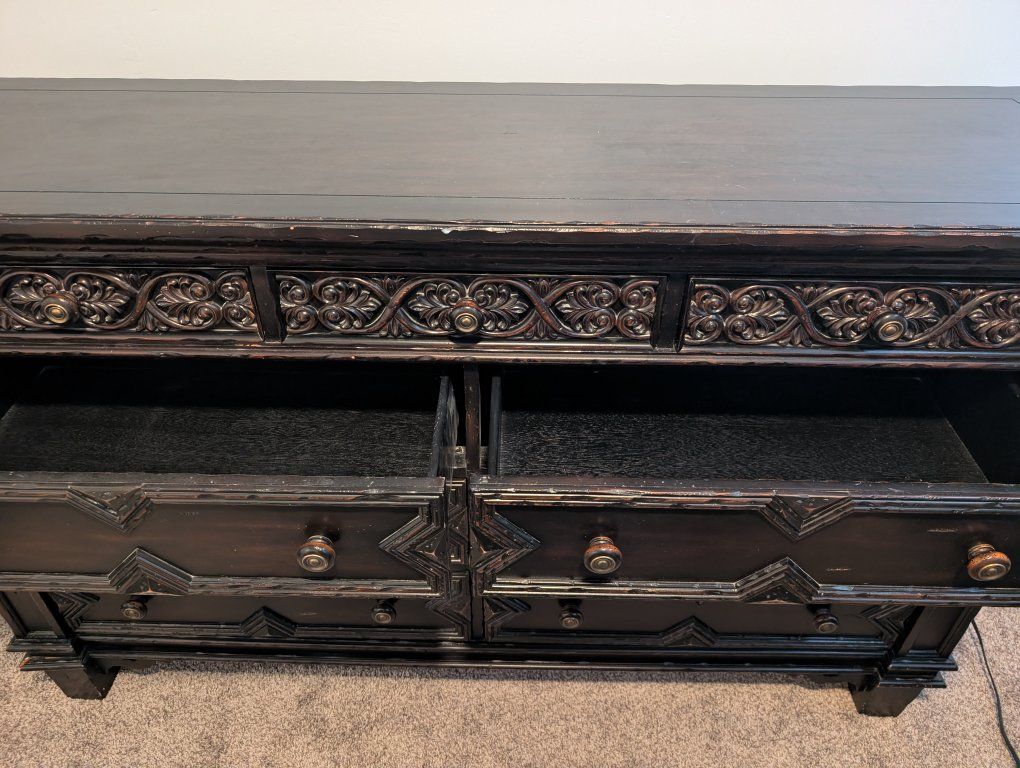 Main image 3