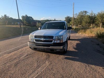 2005 Chevrolet Silverado 1500 Extended Cab Pickup Truck - White 4x4