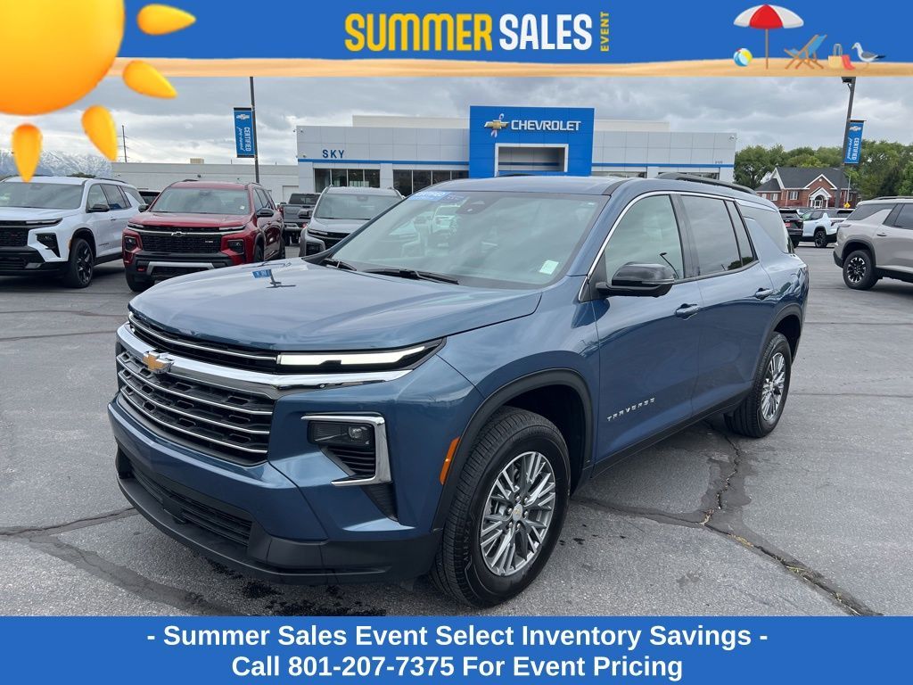 2026 Chevrolet Traverse LT