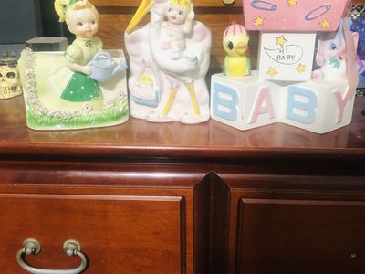 Porcelain collectibles