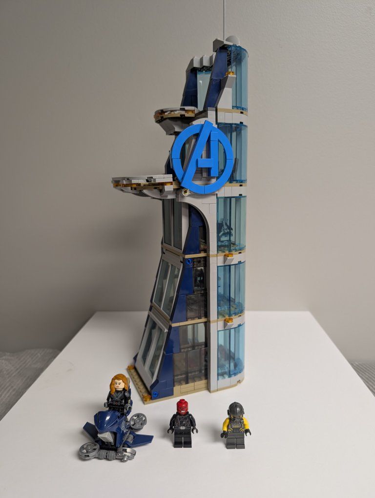LEGO Marvel Avengers Tower Set (76166) with Minifigures & Vehicle