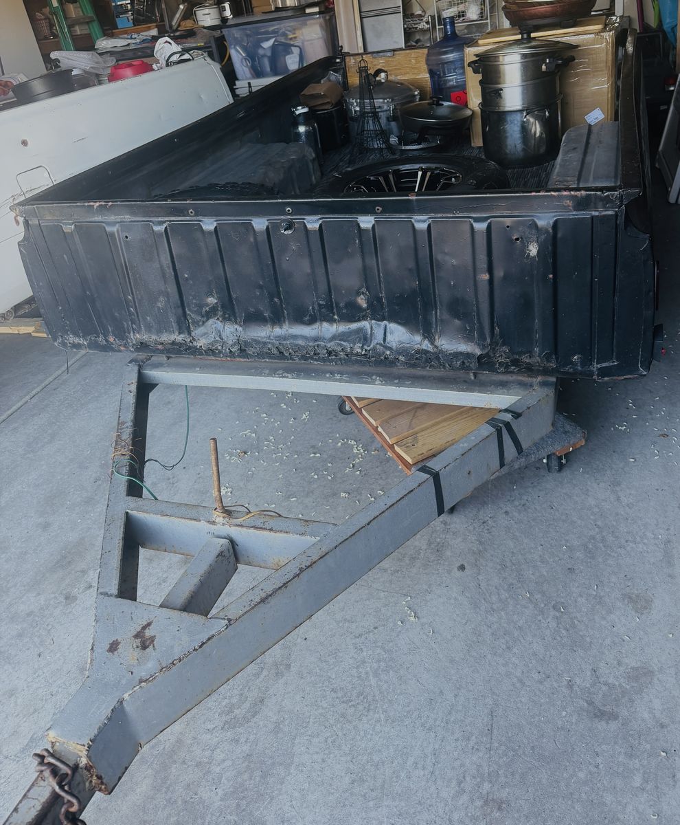 Main image 2