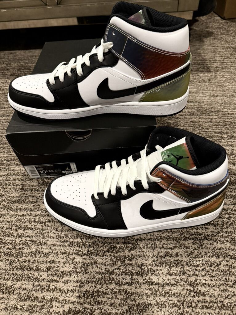 Air Jordan 1 Mid SE Heat Reactive Size 10.5