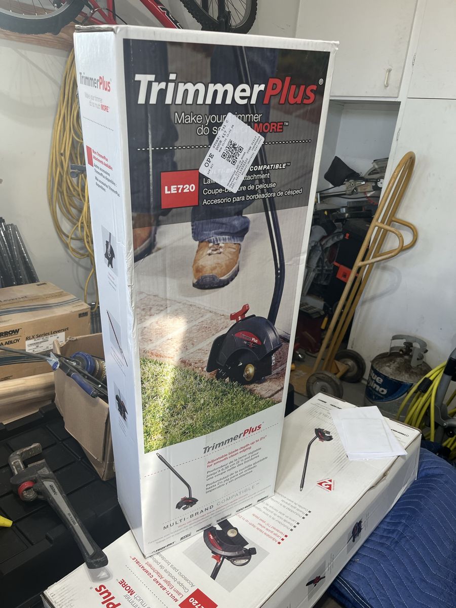 Trimmerplus universal edger attachment