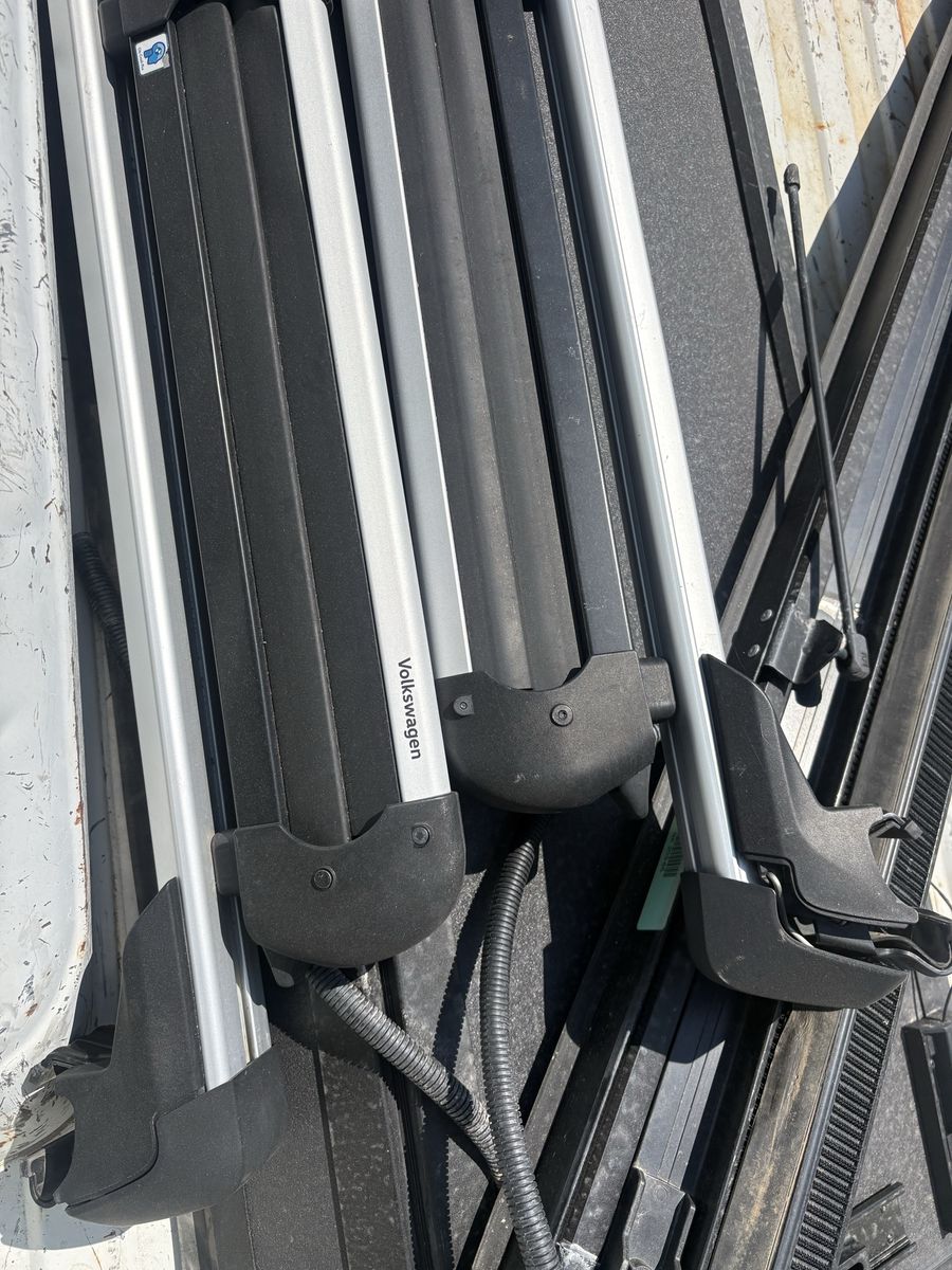 OEM Volkswagen Roof Rack Crossbars Silver/Black Aluminum Base Carrier 