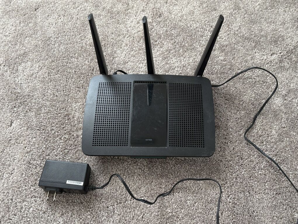 LINKSYS WiFi Router