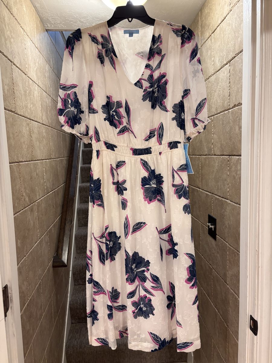 NWT Darling Women’s Dress Size Medium