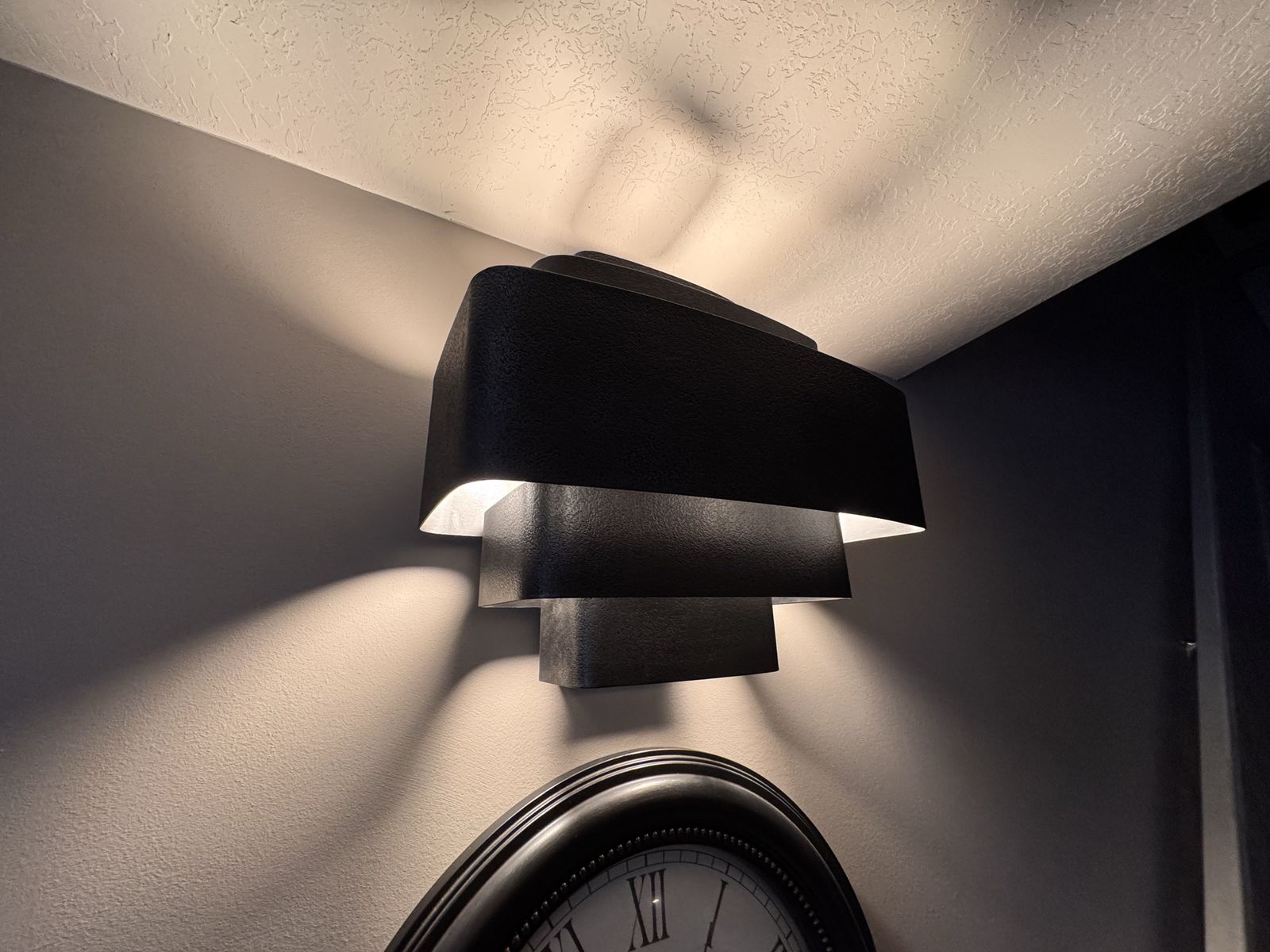 NEW Modern High-End Designer Wall Light Sconce
