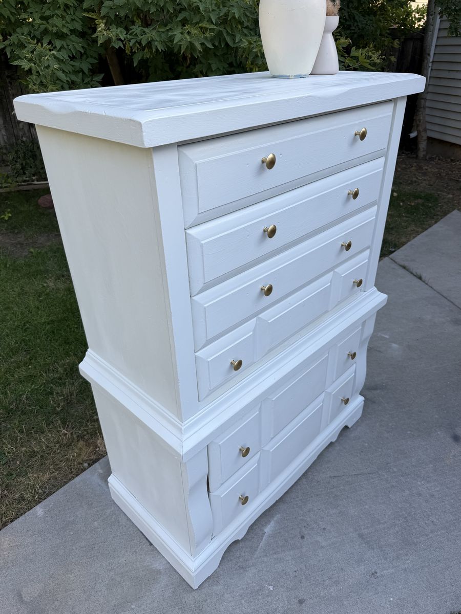 Main image 3